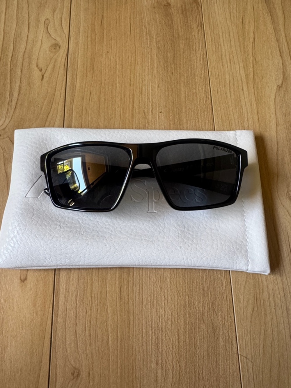Le Specs Dauntless Polarized Rectangle Sunglasses